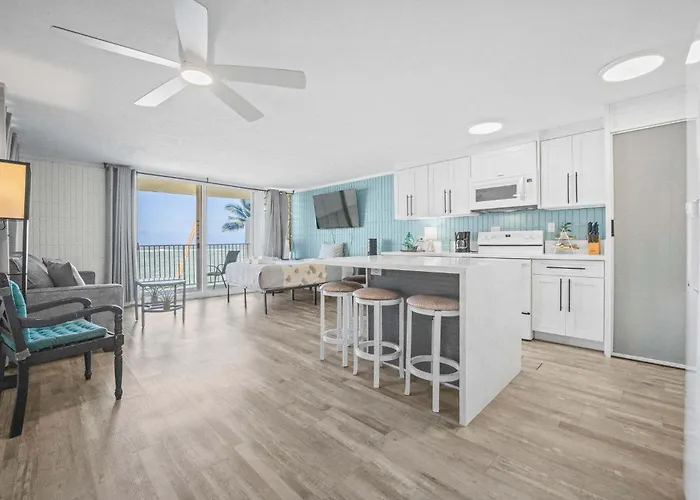 Beautiful Beachfront Condo