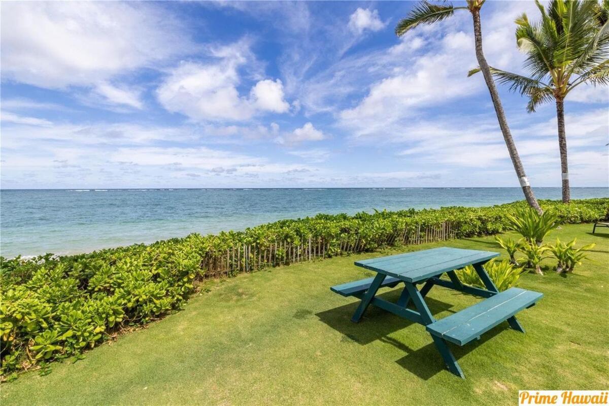 Beautiful Beachfront * Laie