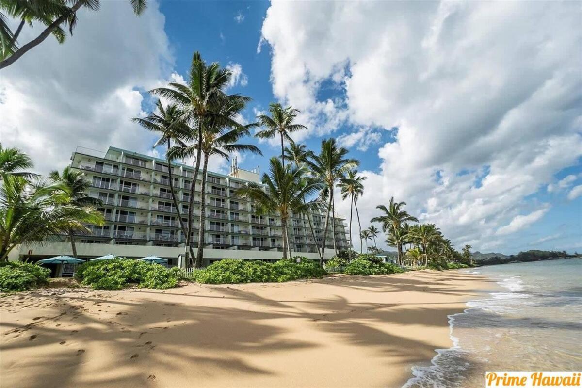 Beautiful Beachfront * Laie