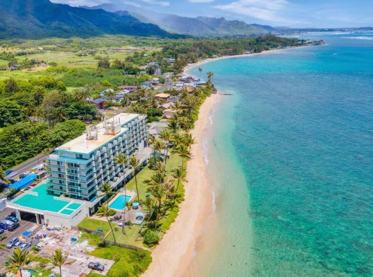 Beautiful Beachfront * Laie